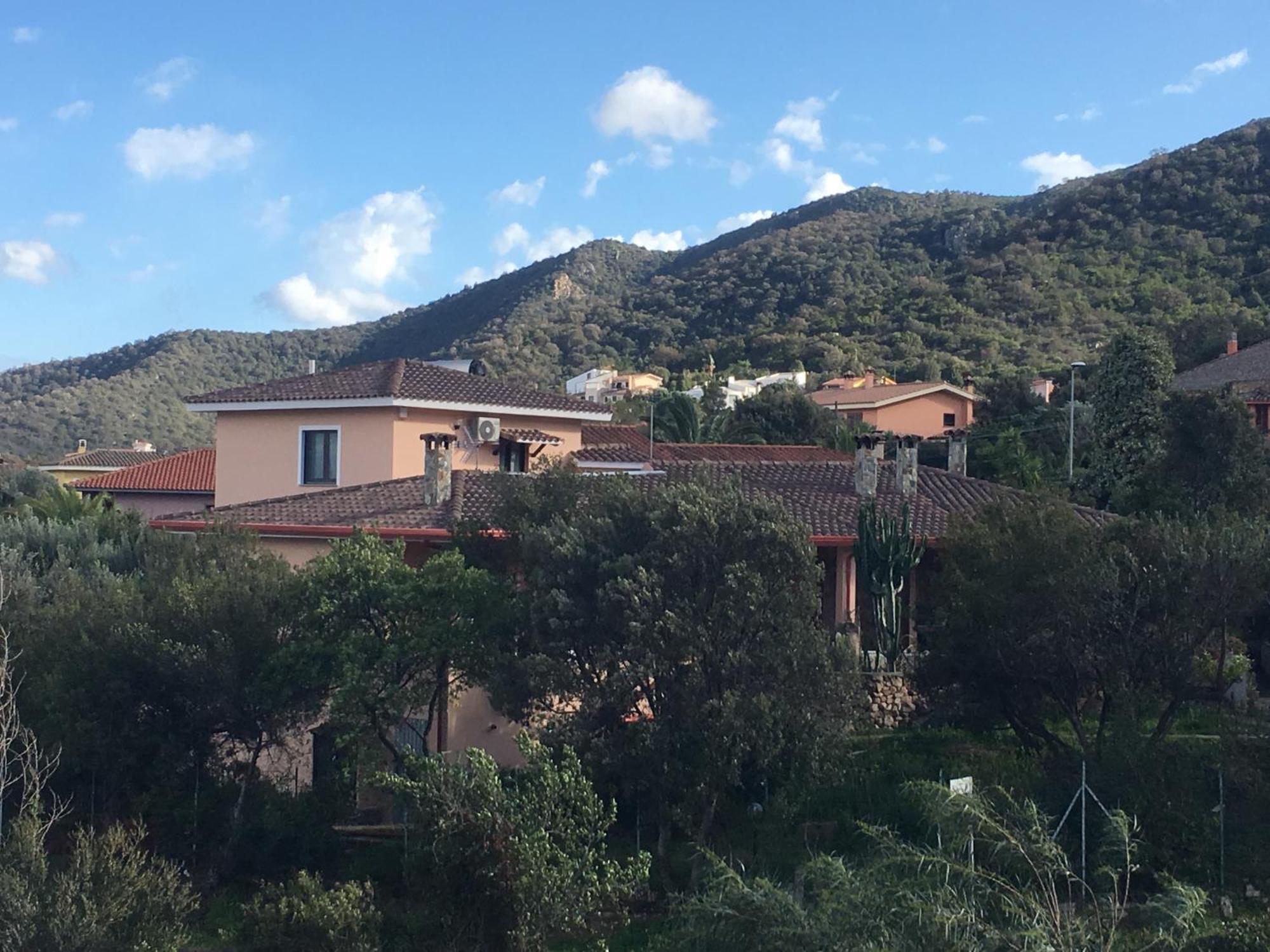 Casa Mariluka Bed & Breakfast Capoterra Eksteriør bilde